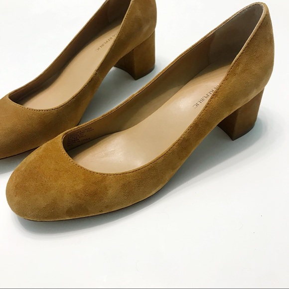 Cognac Suede Block Heel Flats Banana Republic - Picture 5 of 8